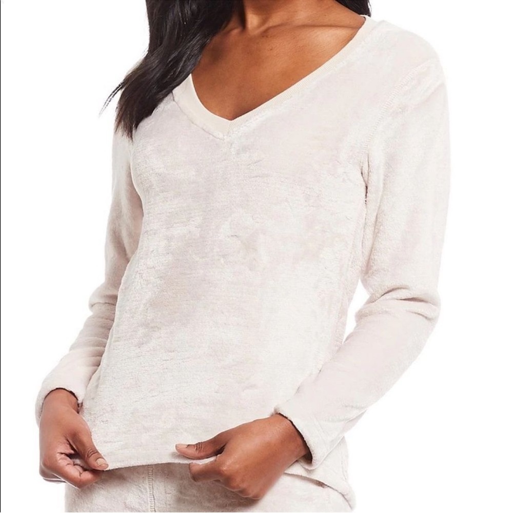 UGG Daisy Fleece Cotton Blend V-Neck Long Sleeve Lounge Top Cream Size Medium